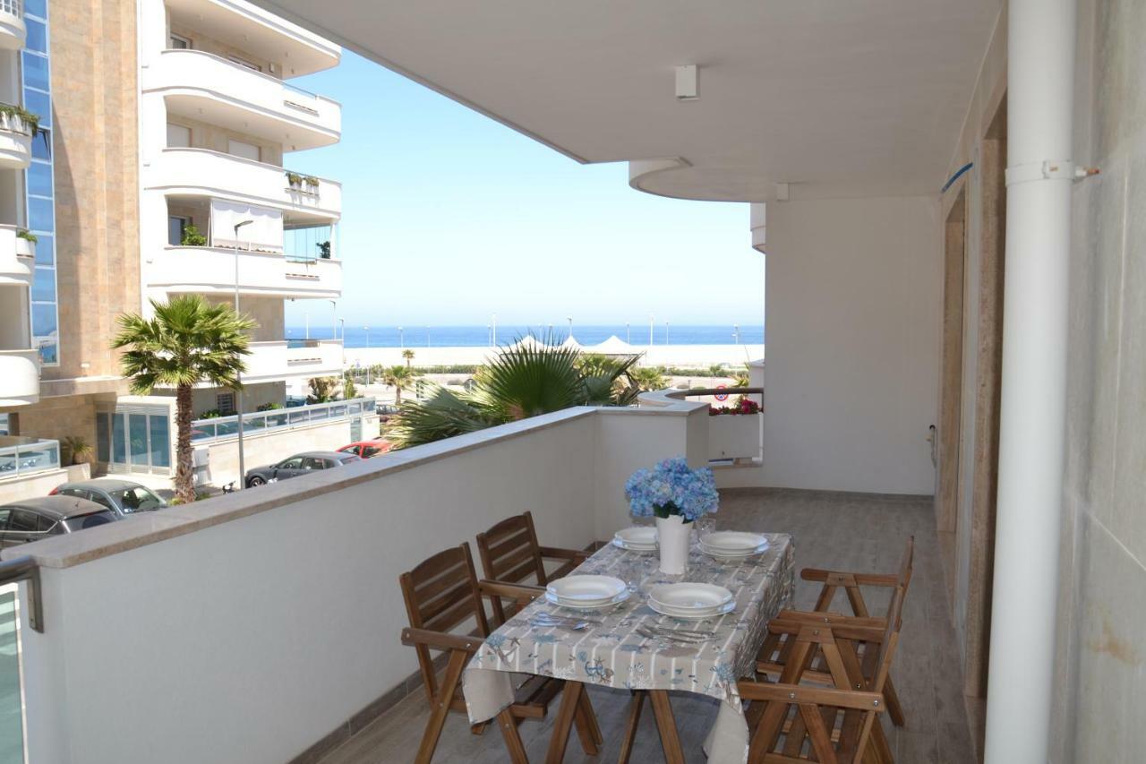 Porto Nuovo Holiday Home Монополи Экстерьер фото